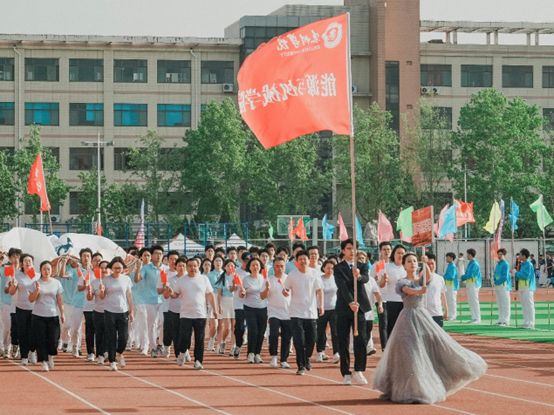 英国be365官网运动会方队